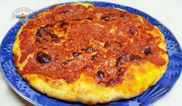 Pizza muddiata: pizza morbida e soffice | Ricetta siciliana