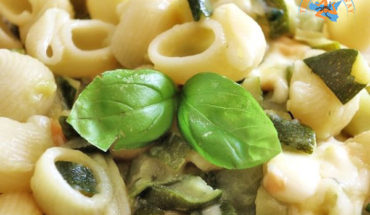 Pasta con le zucchine | Ricetta siciliana